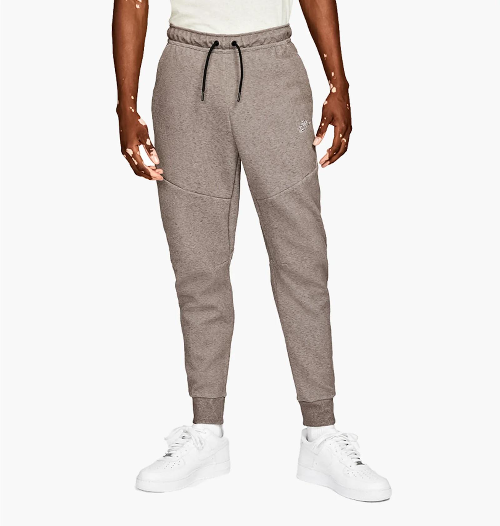Брюки чоловічі Nike Sportswear Tech Fleece (DD4706-004) — фото 1