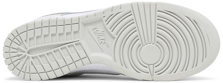 Кросівки жіночі Nike Wmns Dunk Low 'Photon Dust' — фото 11