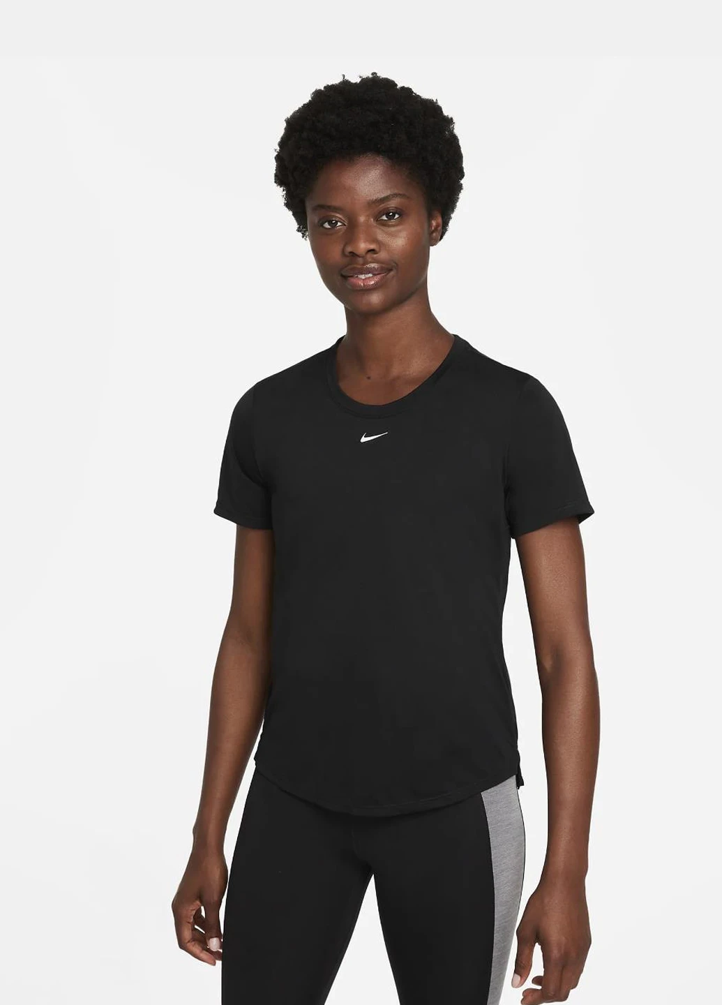 Футболка жіноча Nike Dri-Fit One (DD0638-010) — фото 1