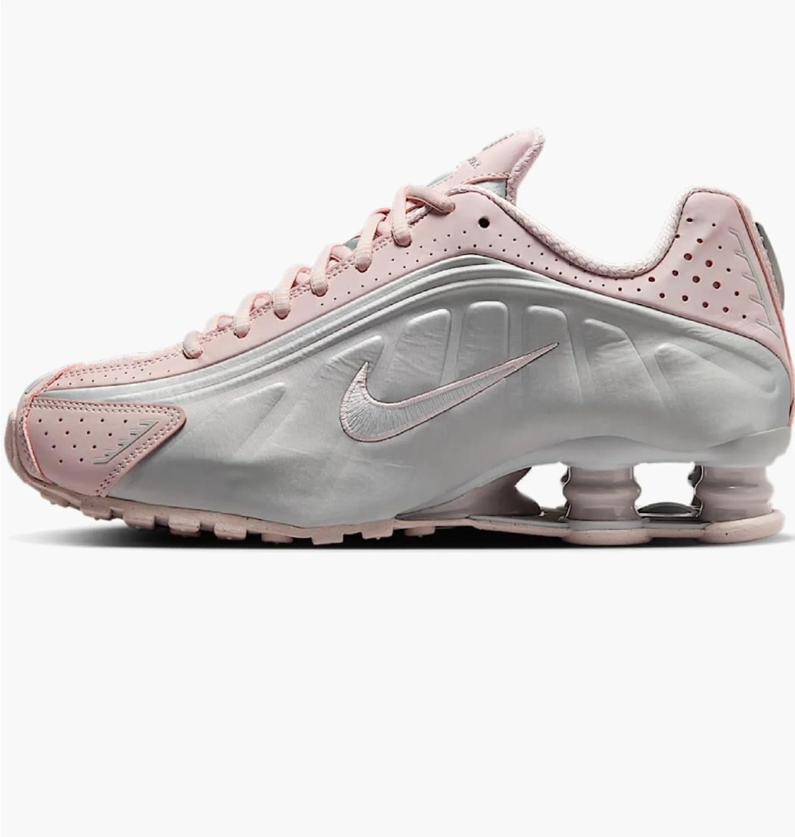 Кросівки жіночі Nike Shox R4 (AR3565-600) — фото 1