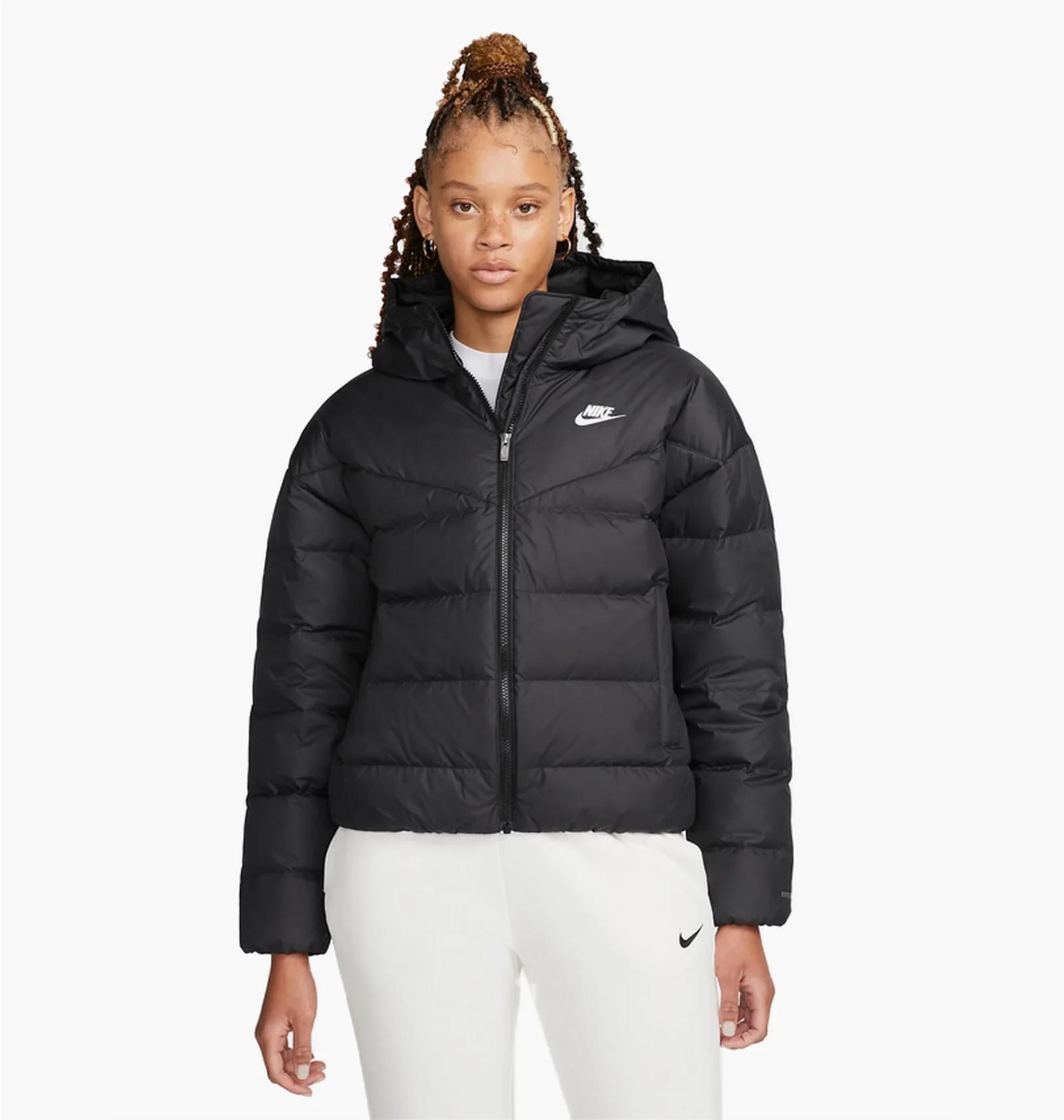 Куртка жіноча Nike Sportswear Storm-Fit Down Hooded Jacket (DQ5903-010) — фото 1