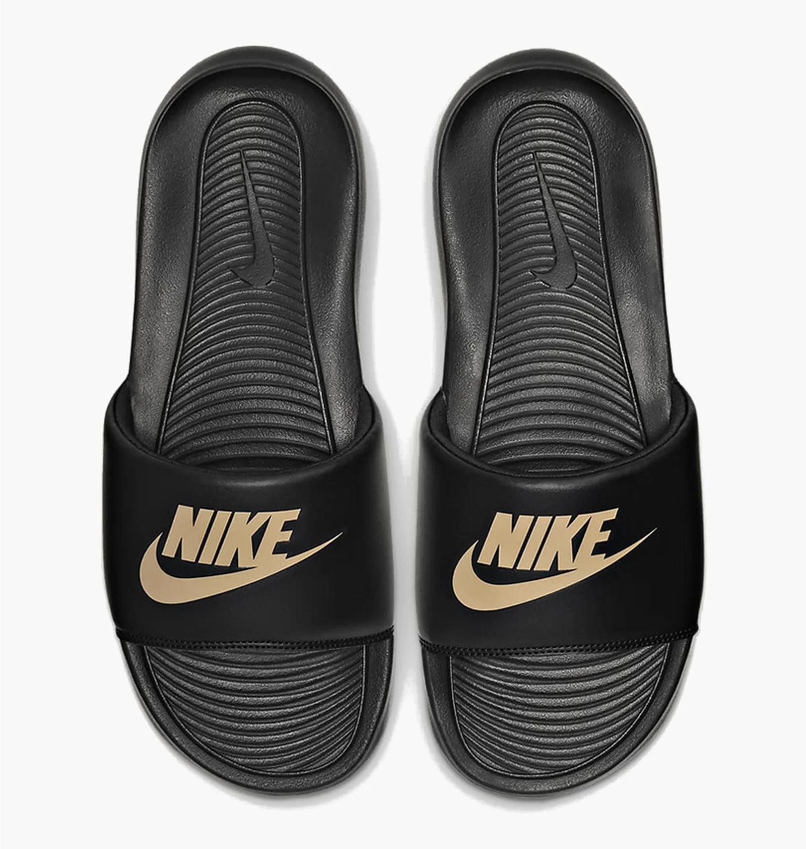 Тапочки унісекс Nike Victori One (CN9675-006) — фото 1