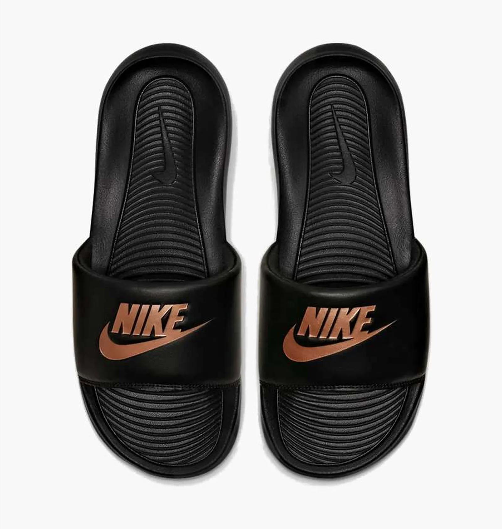 Тапочки жіночі Nike Victori One (CN9677-001) — фото 1