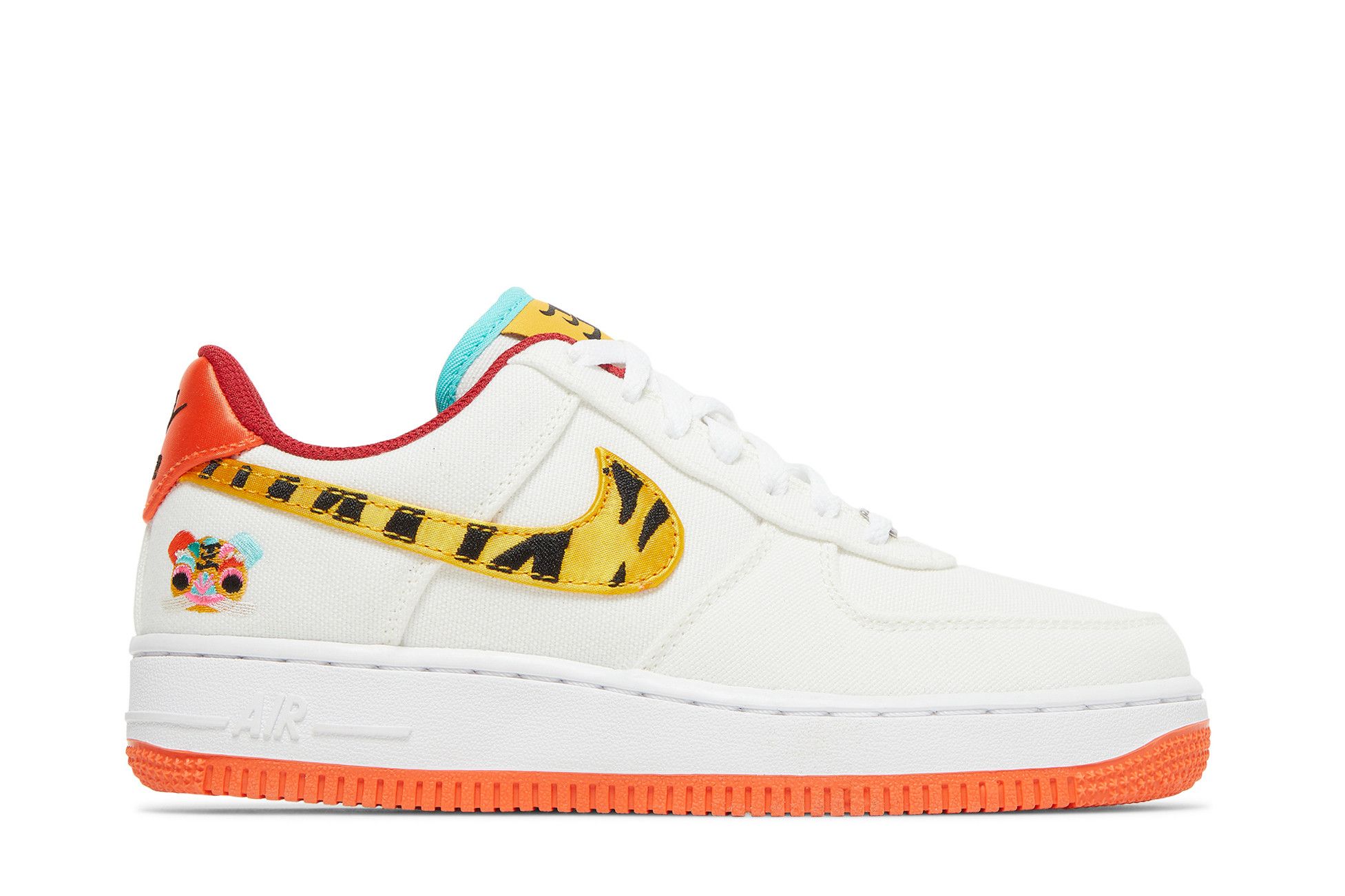 Кросівки жіночі Nike Air Force 1 '07 Lx (DR0148-171) — фото 1