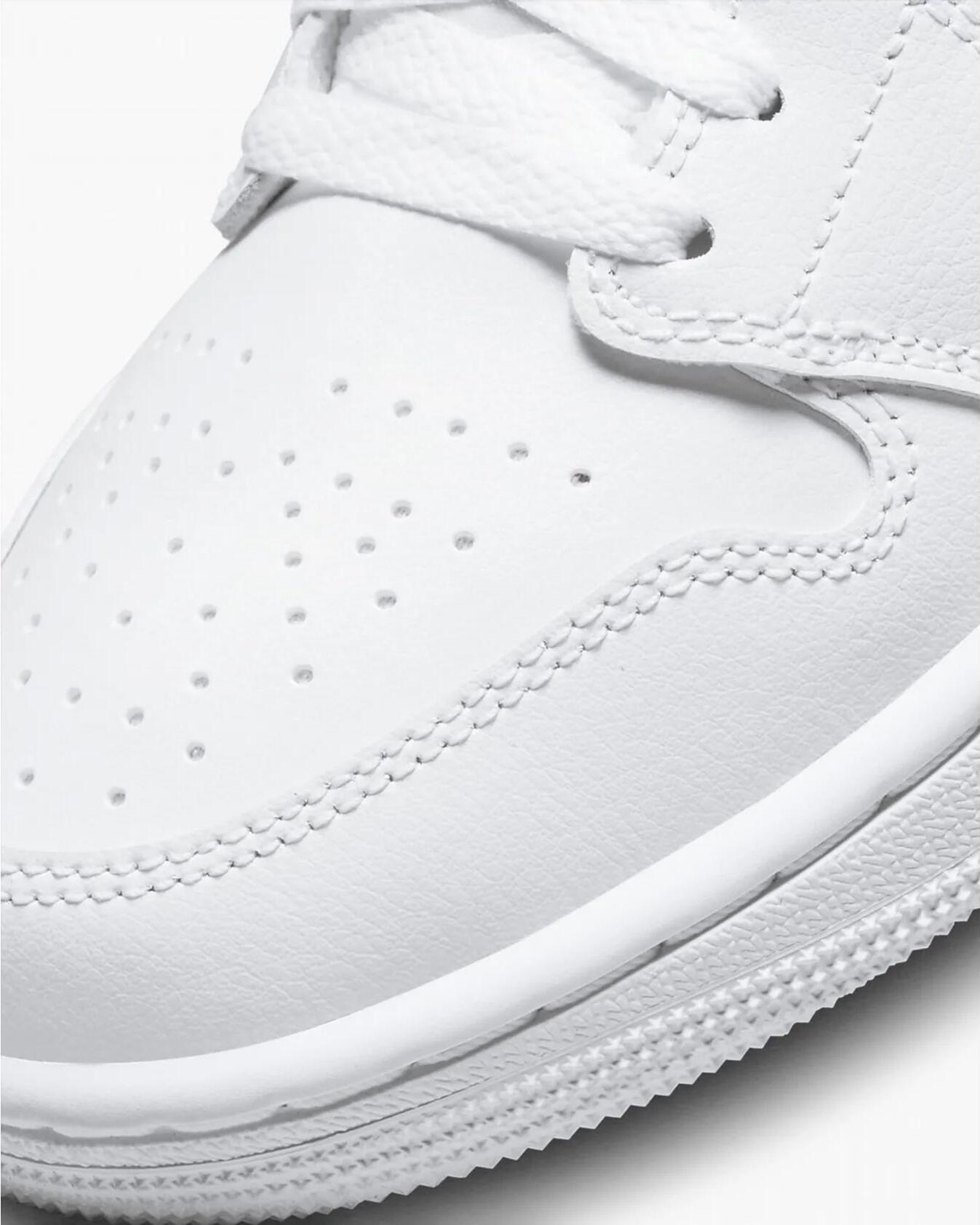 Кросівки жіночі Nike Wmns Air Jordan 1 Mid (DV0991-111) — фото 28