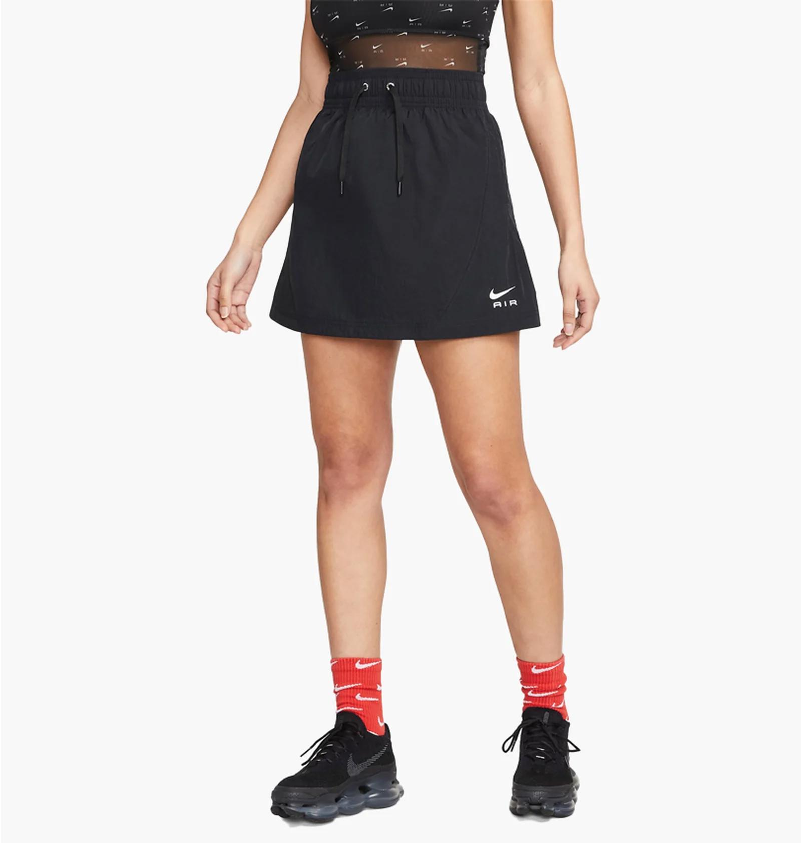Шорти жіночі Nike Air Women's High-Waisted Woven Miniskirt (DV8247-010) — фото 1