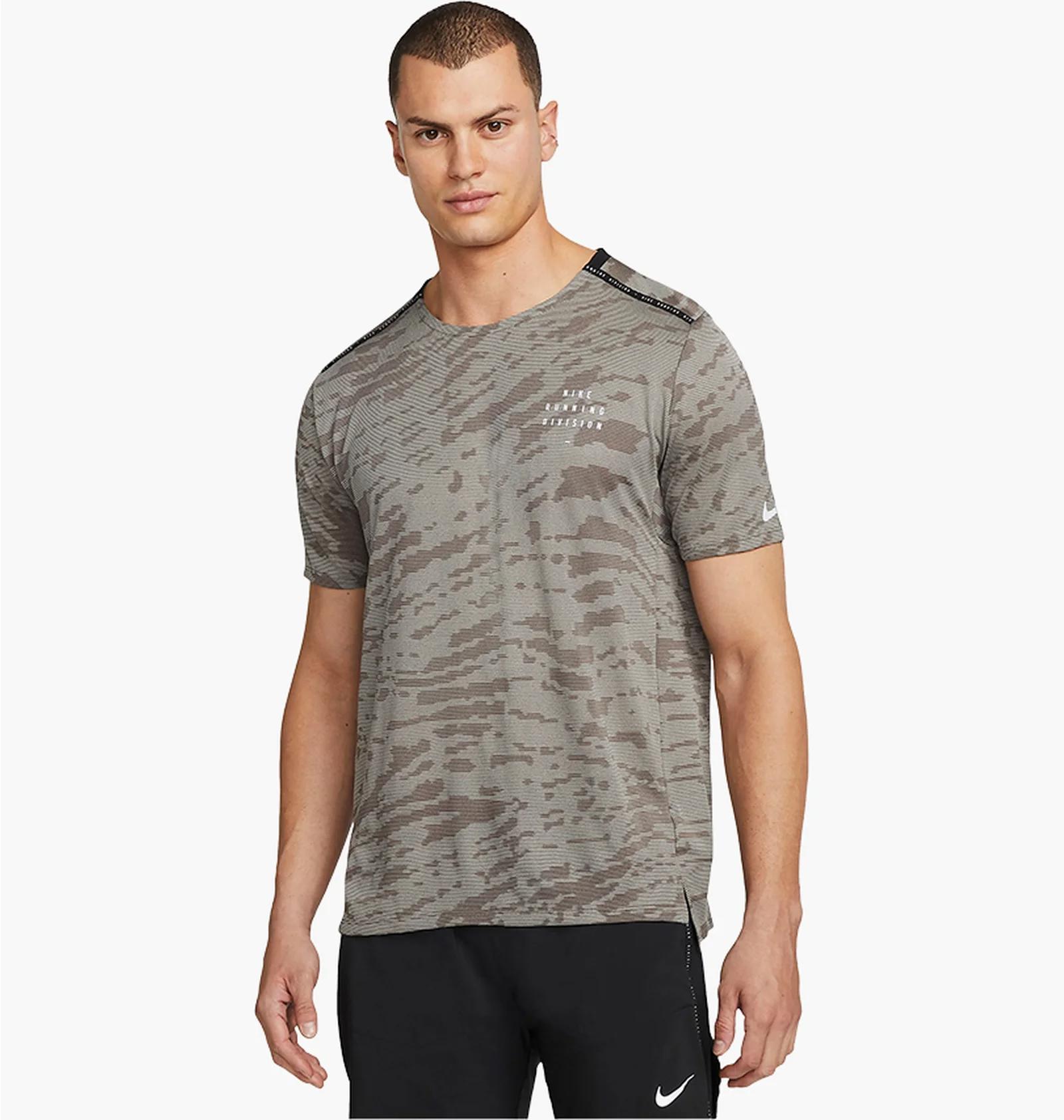 Футболка чоловіча Nike Dri-Fit Run Division Rise 365 Grey (DM4636-017) — фото 1