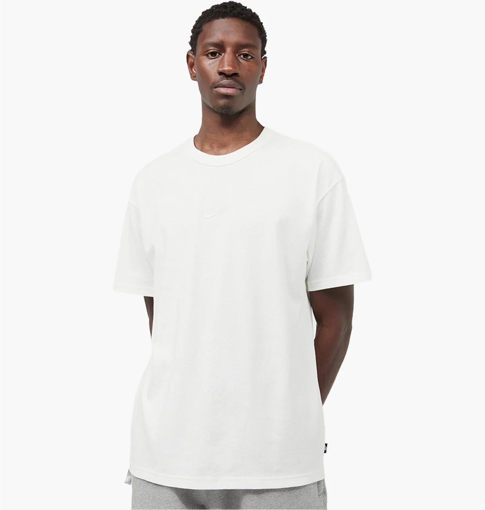 Футболка чоловіча Nike Sportswear Premium Essentials T-Shirt (DO7392-101) — фото 1