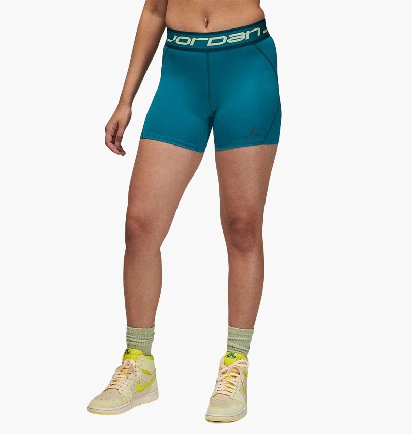 Лосіни жіночі Jordan Sport Wmns 5" Shorts Cacao Wow (FB4623-259) — фото 1