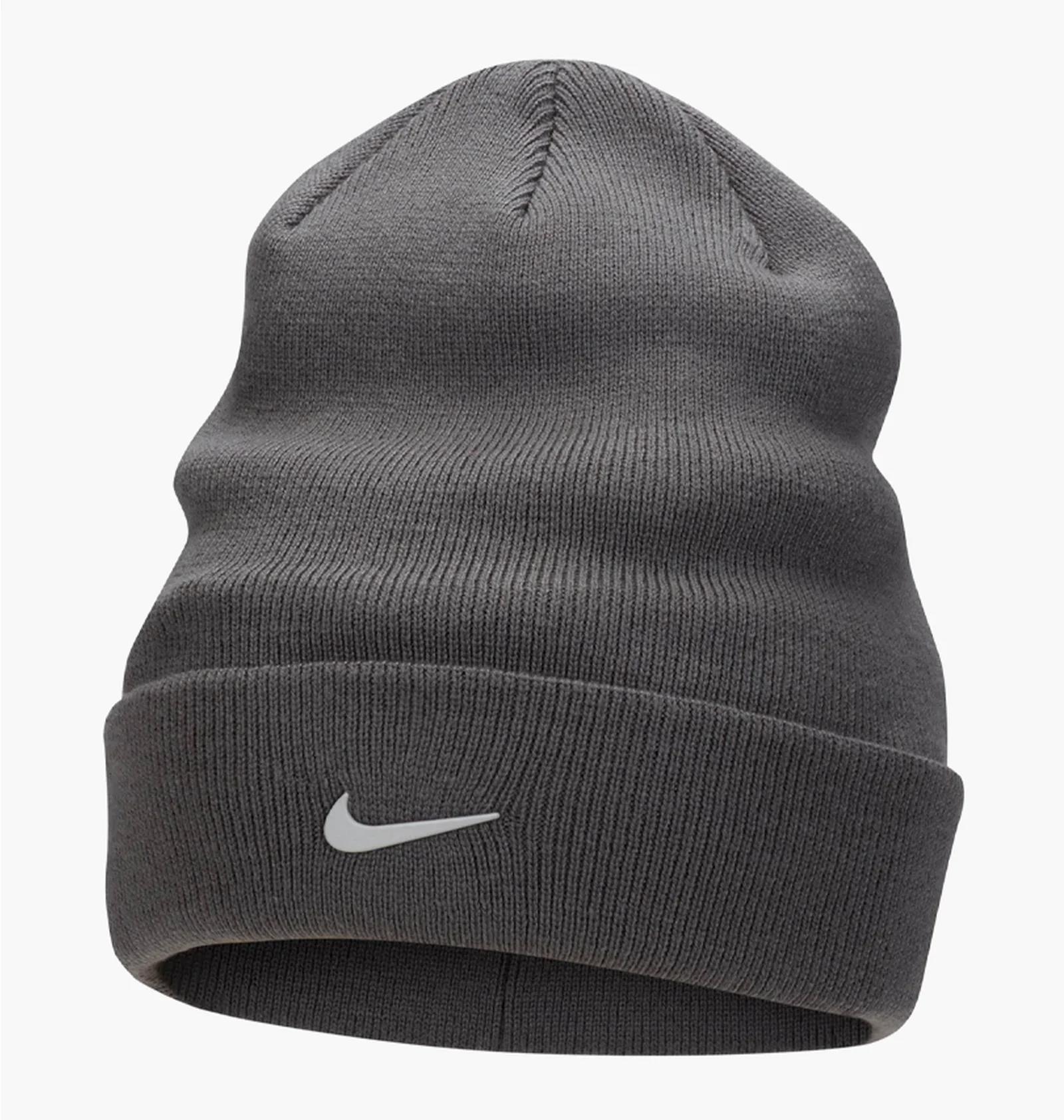 Шапка Nike Peak Swoosh Beanie FB6492-068 — фото 1