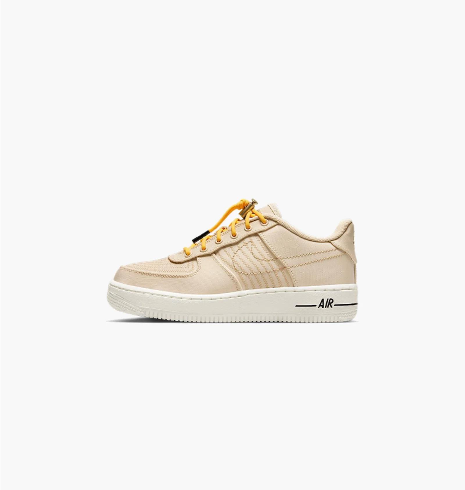 Кросівки жіночі Nike Air Force 1 Lv8 3 Gs Beige (DV1622-100) — фото 1