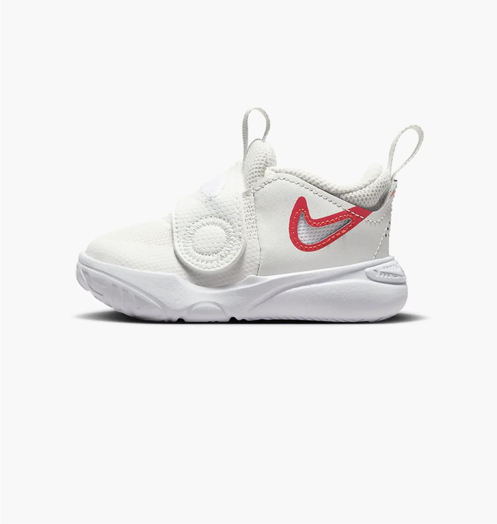Кросівки дитячі Nike Team Hustle D 11 (DV8995-102) — фото 1