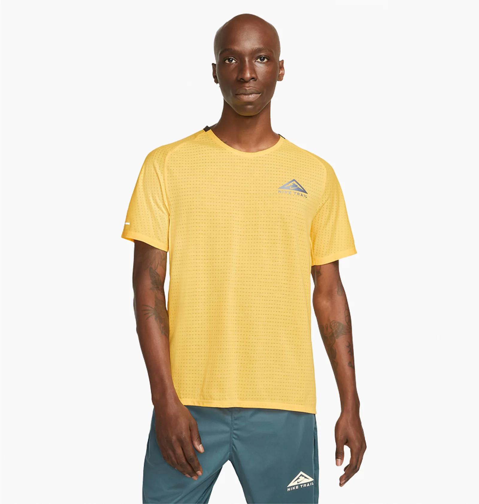 Футболка чоловіча Nike M Nk Df Solar Chase Ss Top (DV9305-848) — фото 1