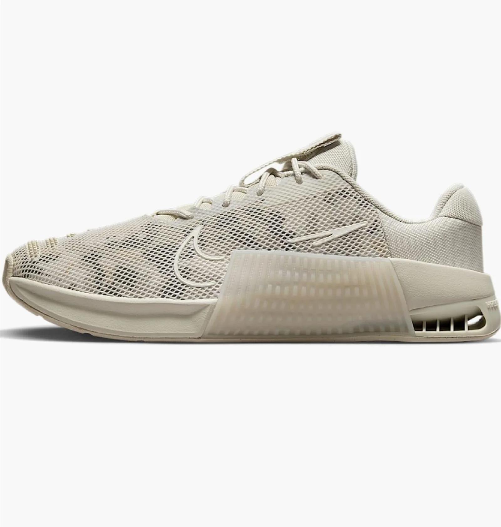 Кросівки жіночі Nike Metcon 9 Beige (DZ2539-002) — фото 1