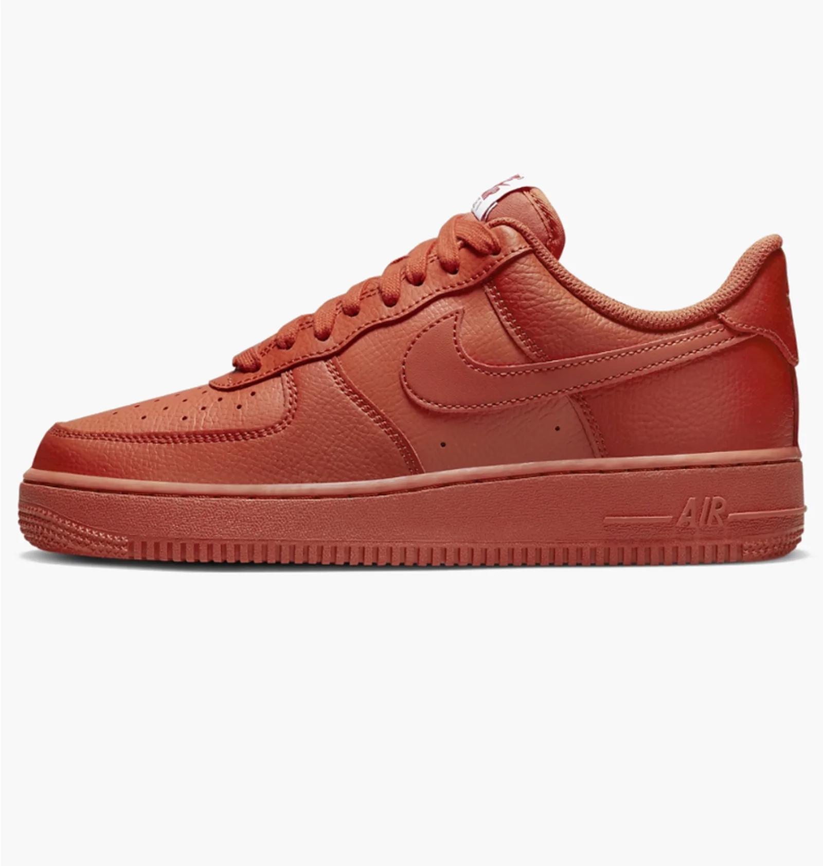Кросівки жіночі Nike Air Force 1 07 (DZ4442-800) — фото 1