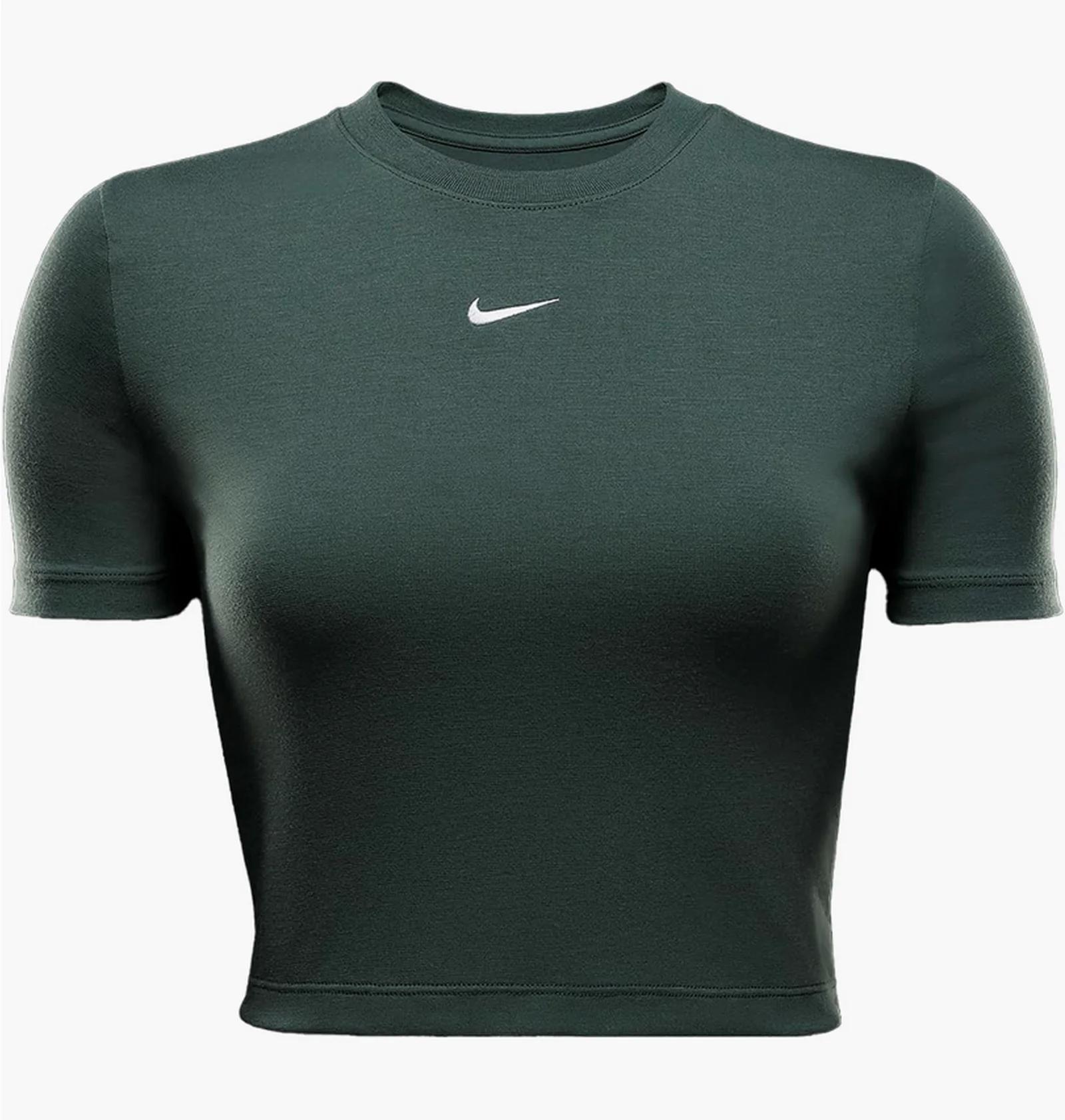 Футболка жіноча Nike T-Shirt Sportswear Essential Green (FB2873-338) — фото 1