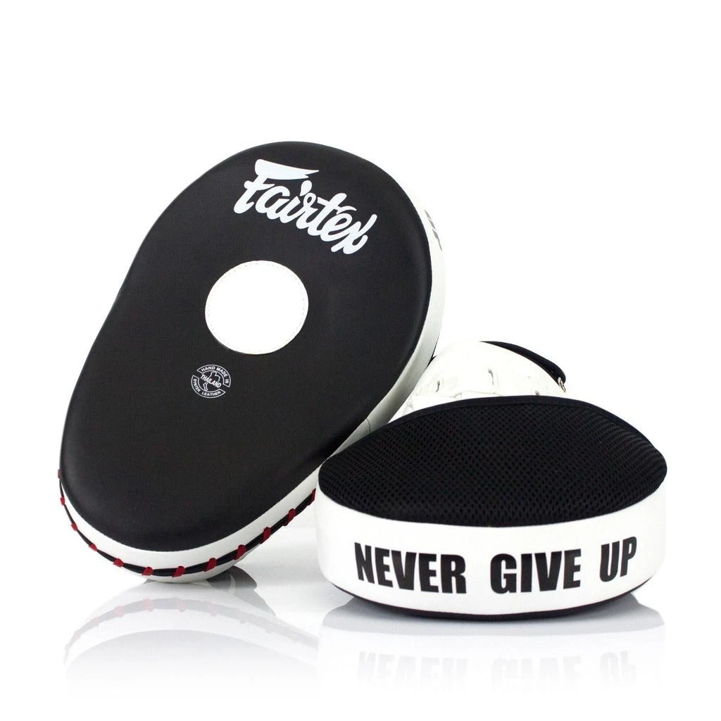 Лапи боксерські Fairtex FMV13 Black/White — фото 1