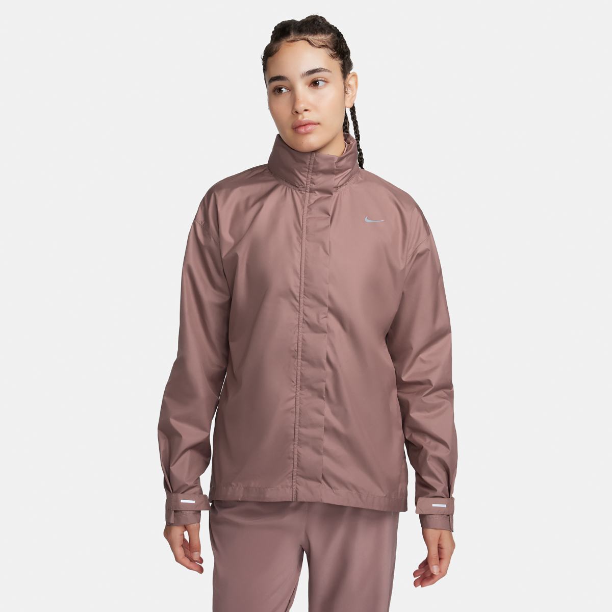 Куртка жіноча Nike W Nk Fast Repel Jacket (FB7451-208) — фото 2