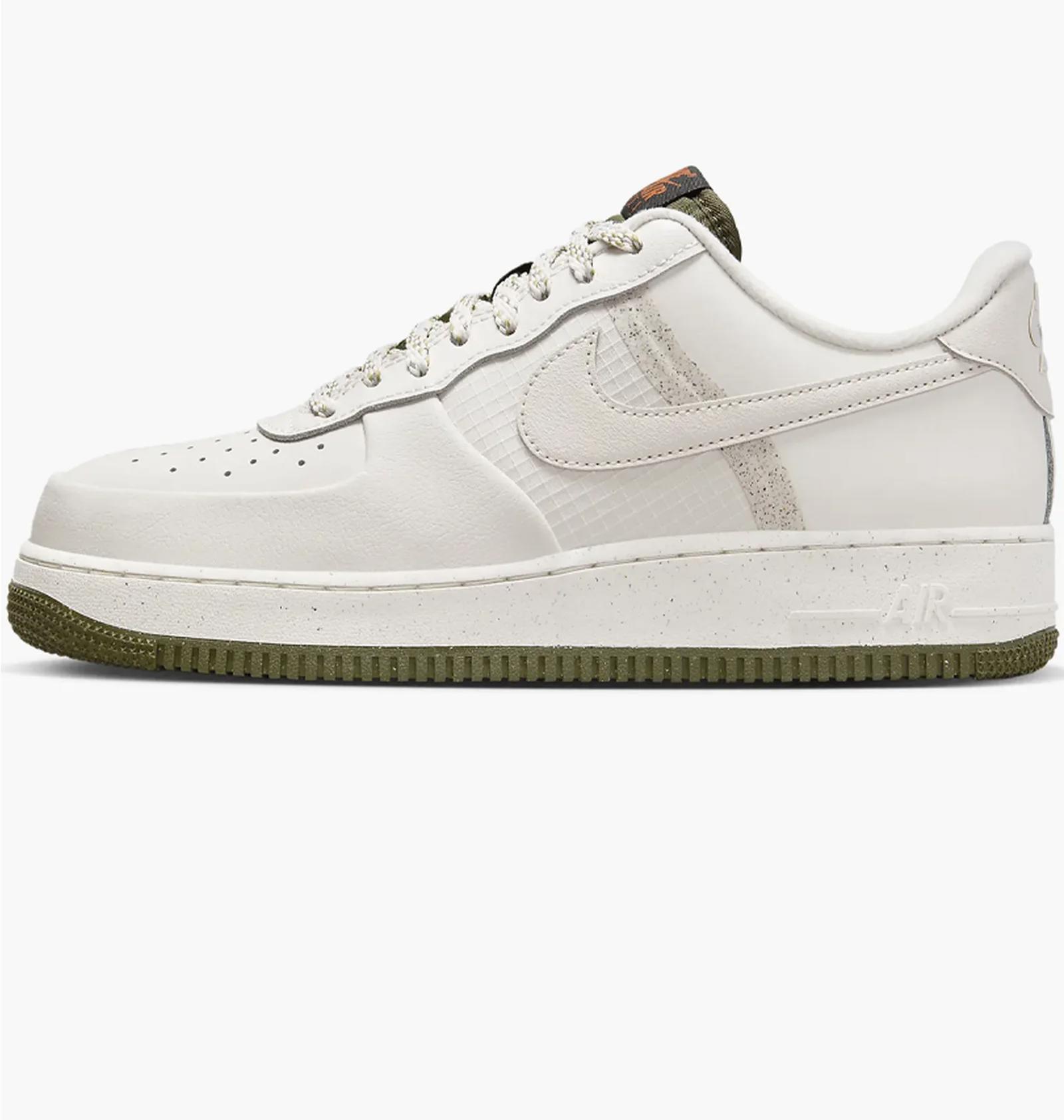 Кросівки унісекс Nike Air Force 1 '07 Lv8 (FB8877-001) — фото 1