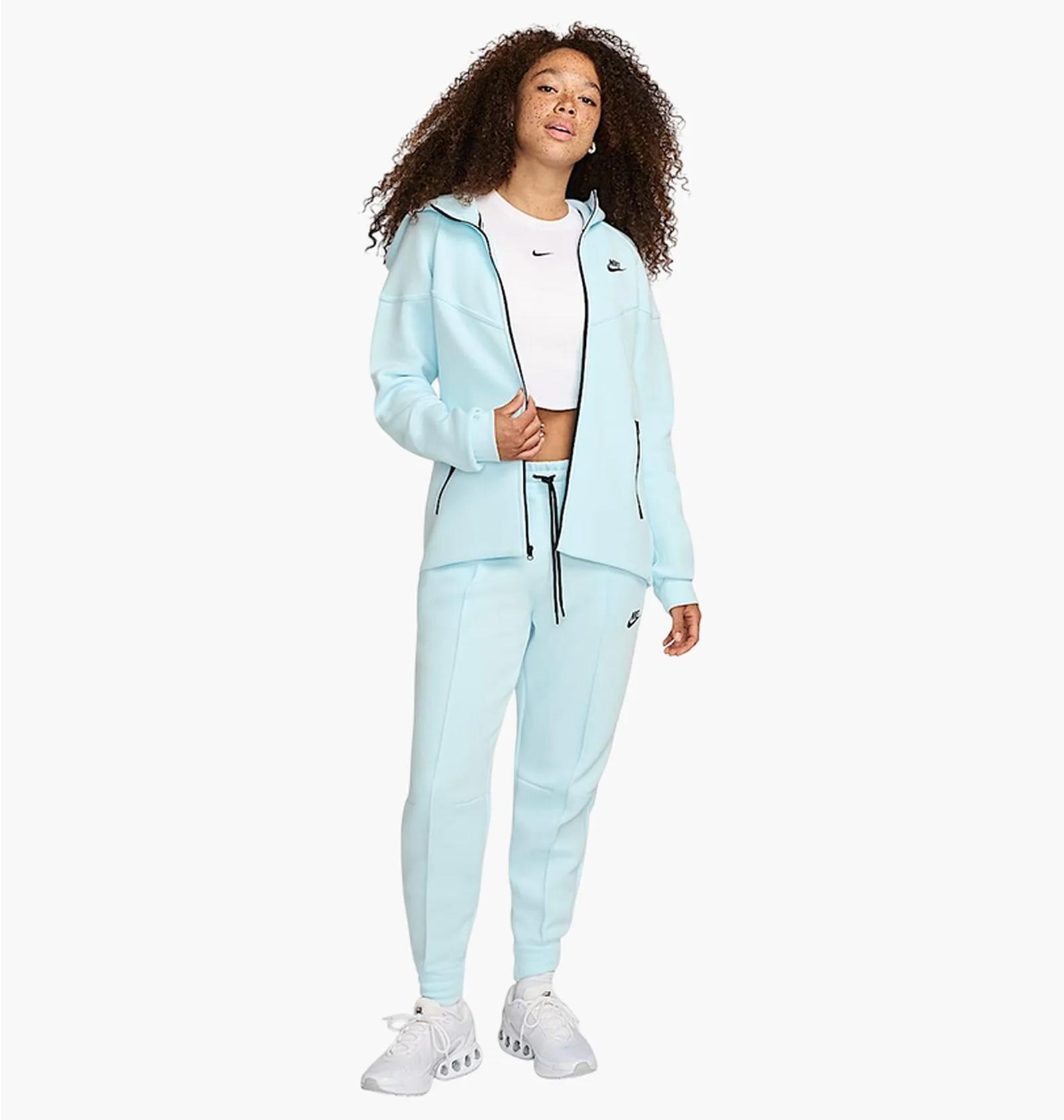 Спортивний костюм жіночий Nike Sportswear Tech Fleece Windrunner Light Blue (FB8338-474__FB8330-474) — фото 1
