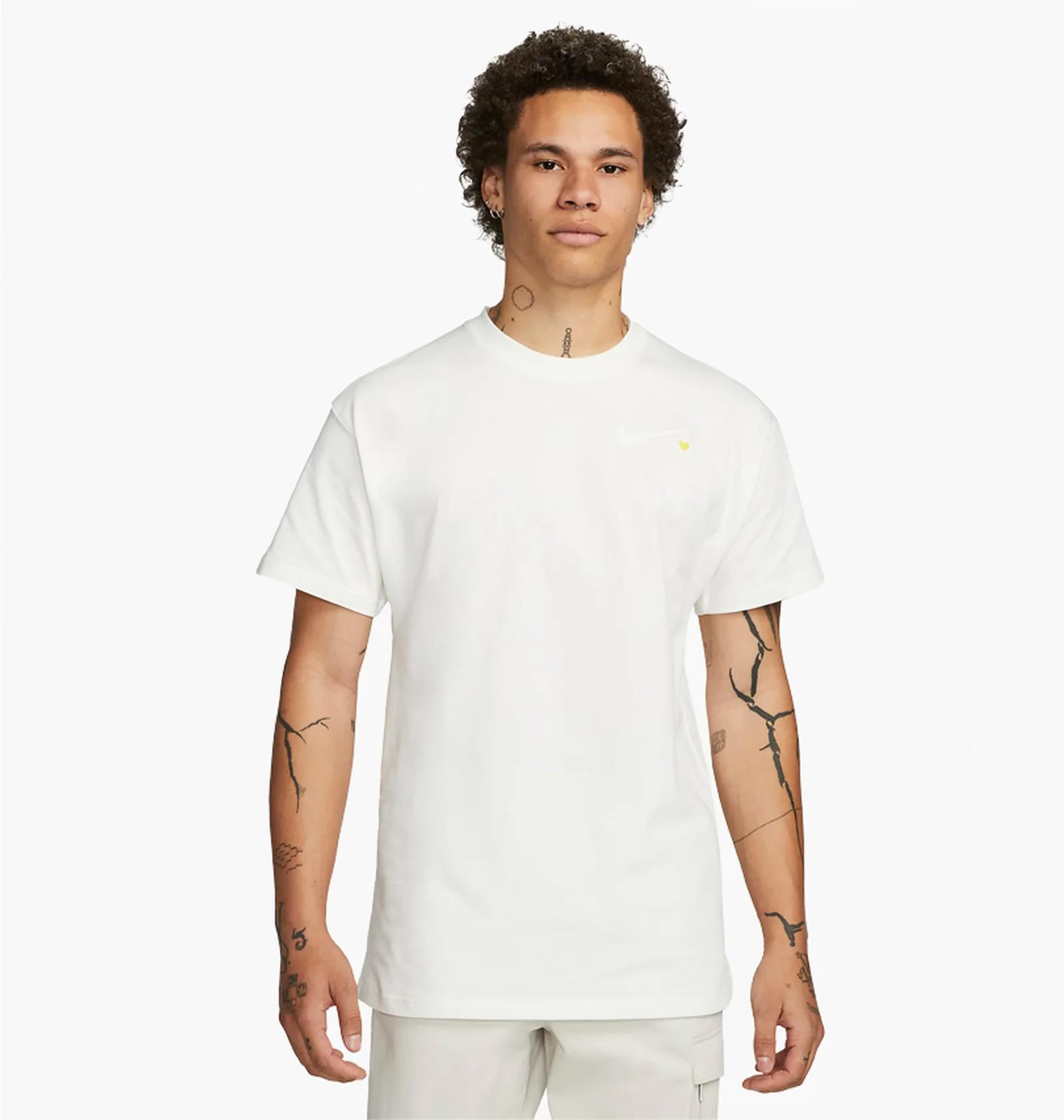 Футболка чоловіча Nike Heart T-Shirt In Cream (FN4892-133) — фото 3