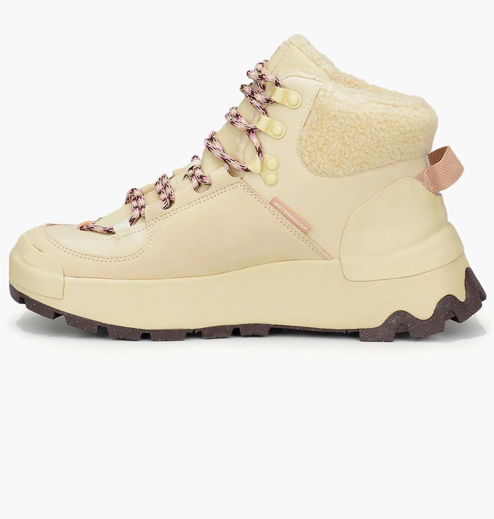 Черевики жіночі Nike City Classic Premium (FD0211-700) — фото 1