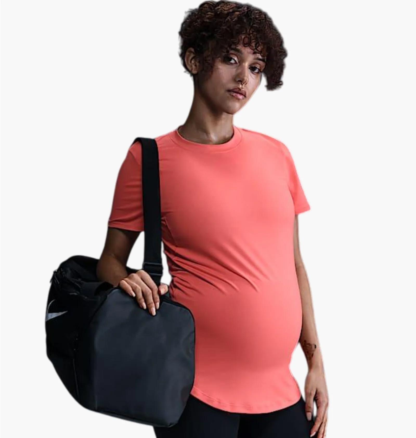 Футболка жіноча Nike One Dri-Fit Slim-Fit Pink (FN5001-814) — фото 1