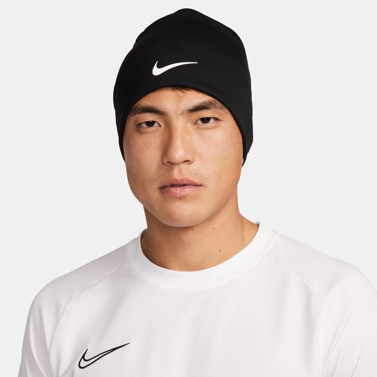 Шапка Nike Dri-Fit Peak Beanie FQ8292-010 — фото 1