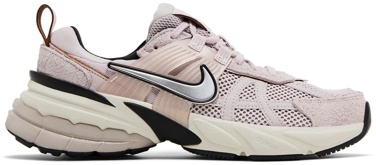 Кросівки Nike Wmns V2K Run 'Platinum Violet' — фото 1