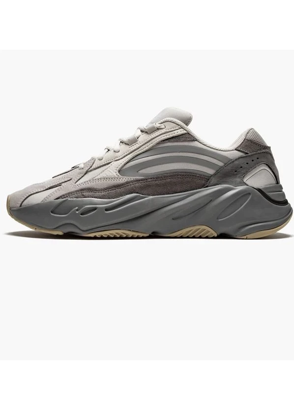 Кросівки чоловічі Adidas Yeezy Boost 700 V2 Grey (FU7914) — фото 1