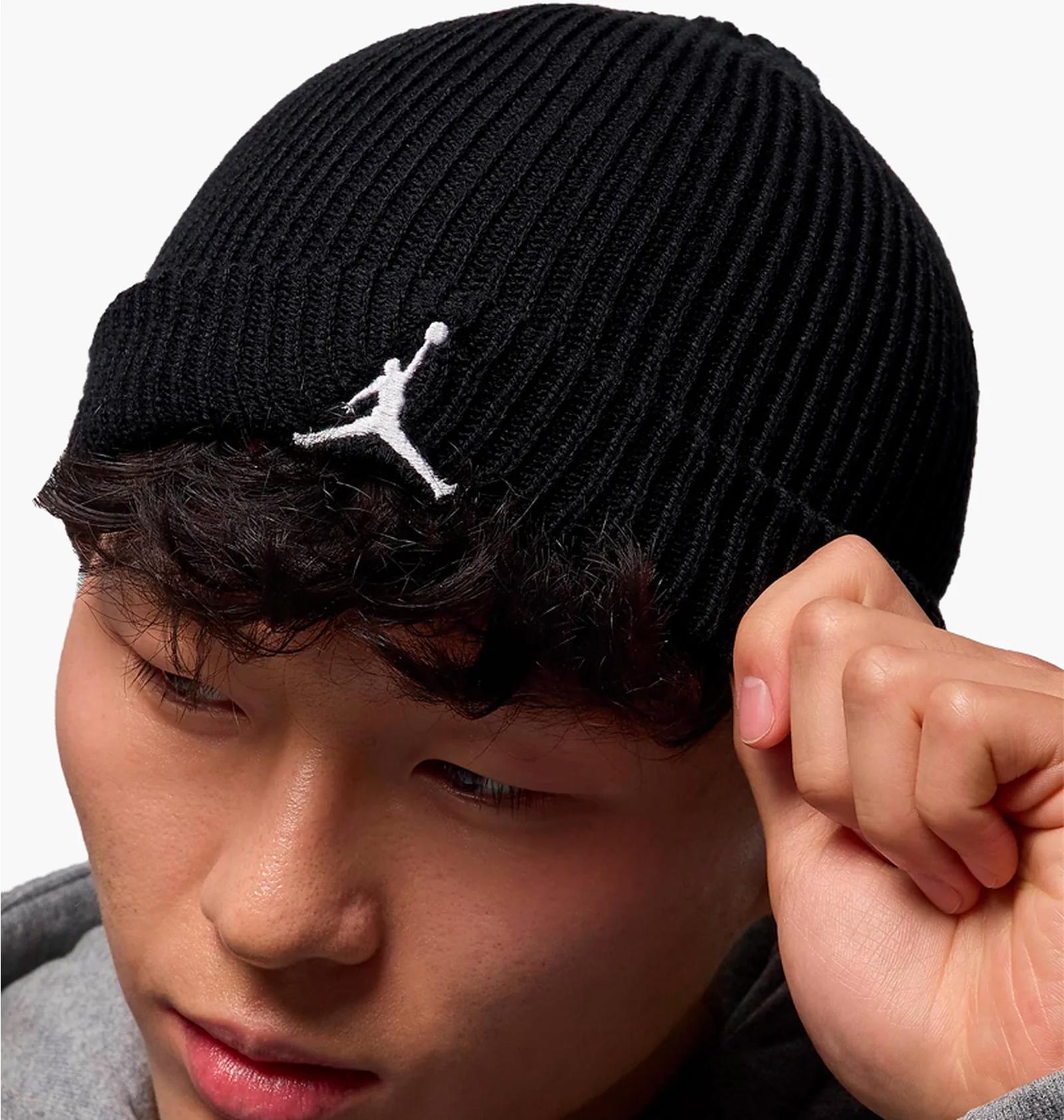 Шапка Jordan Terra Beanie (FZ2055-010) — фото 1