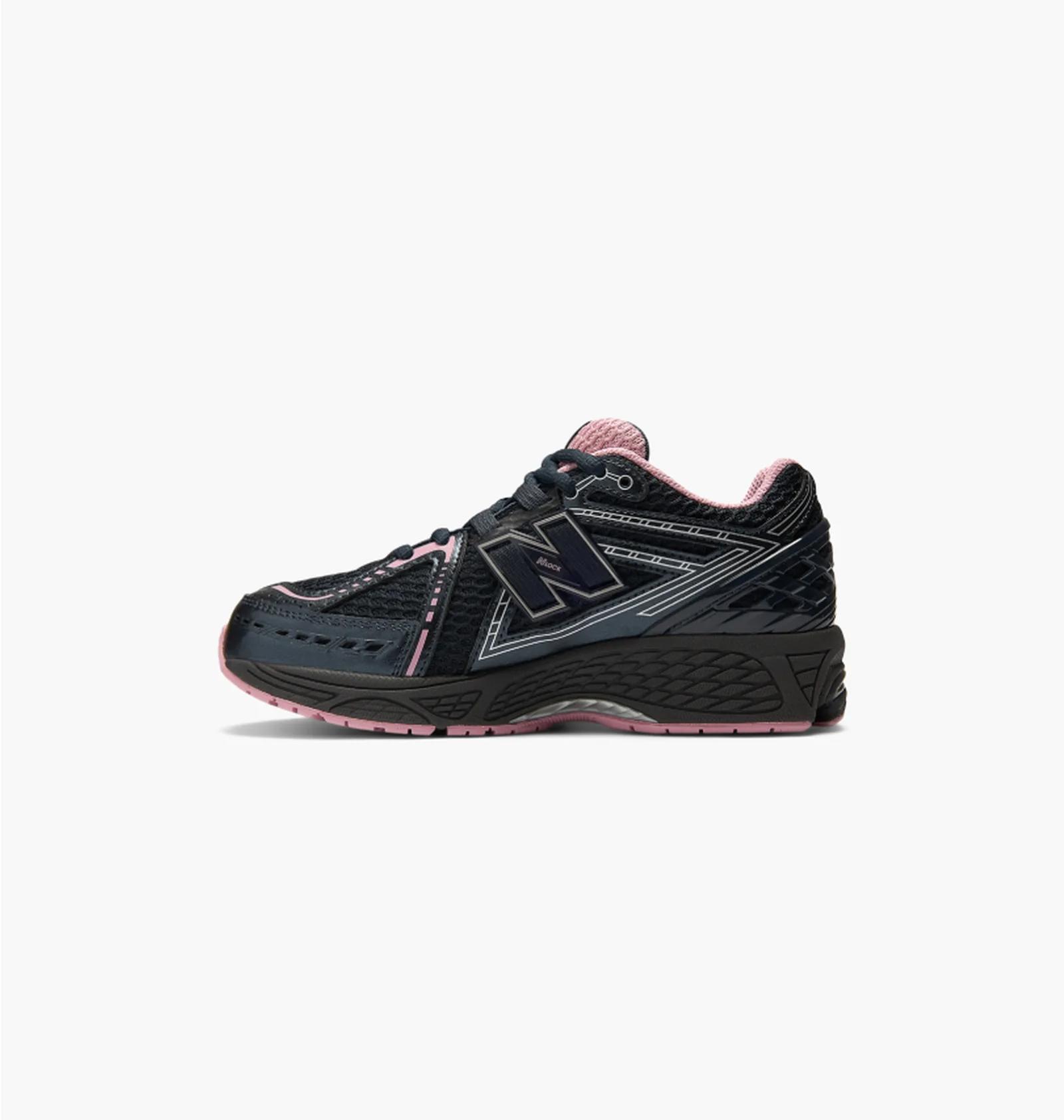 Кросівки дитячі New Balance 1906 Gs Black (GC1906CP) — фото 1
