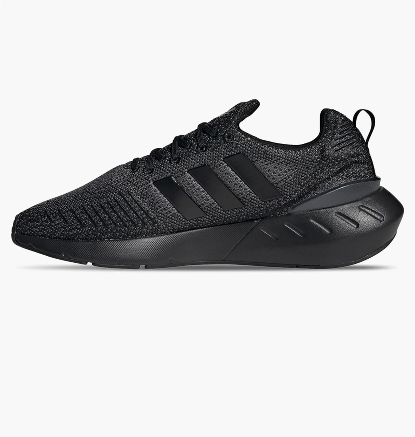 Кросівки чоловічі Adidas Scarpe Racer Tr23 (GZ3500) — фото 1