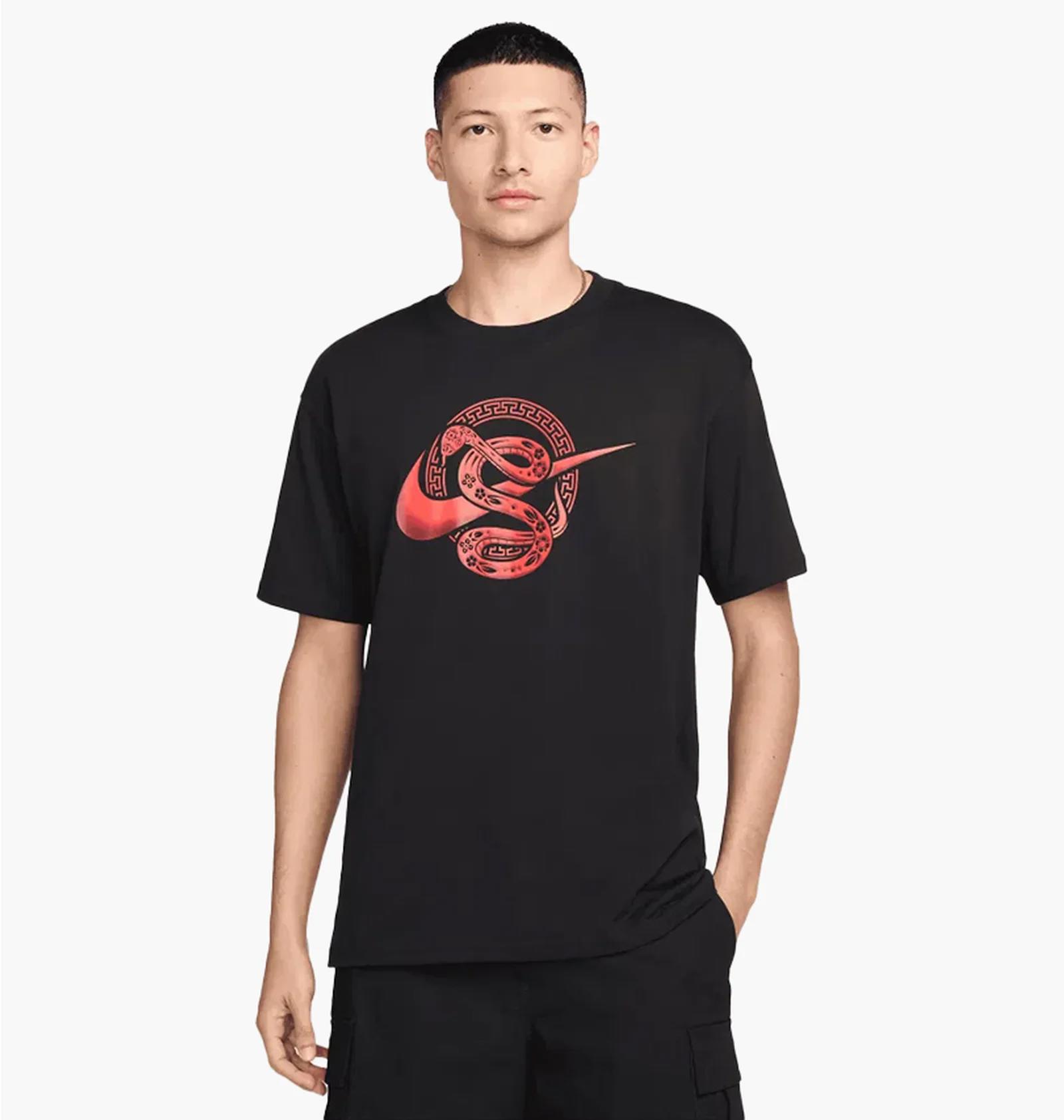 Футболка чоловіча Nike Sportswear Year Of The Snake (HJ0602-010) — фото 3