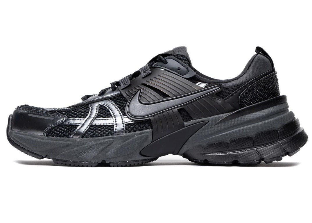 Кросівки жіночі Nike V2K Run 'Black Anthracite' — фото 1