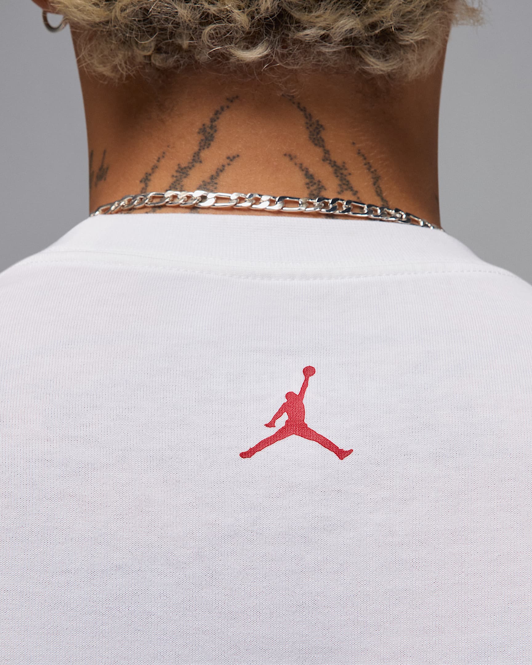 Футболка чоловіча Jordan Brand Sneaker Patch (HJ2326-100) — фото 6