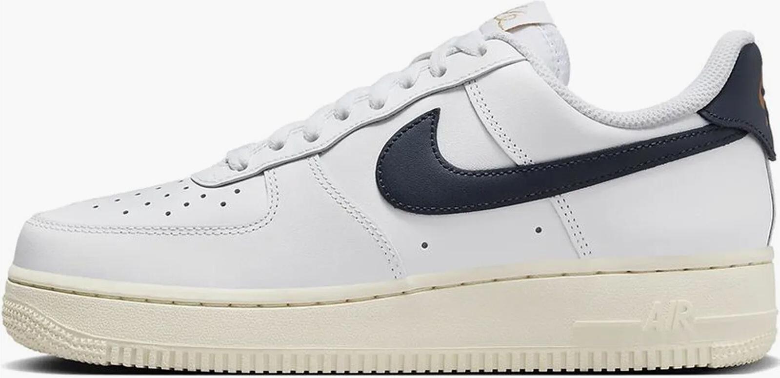 Кросівки жіночі Nike Air Force 1 '07 Flyease (HJ9122-100) — фото 2