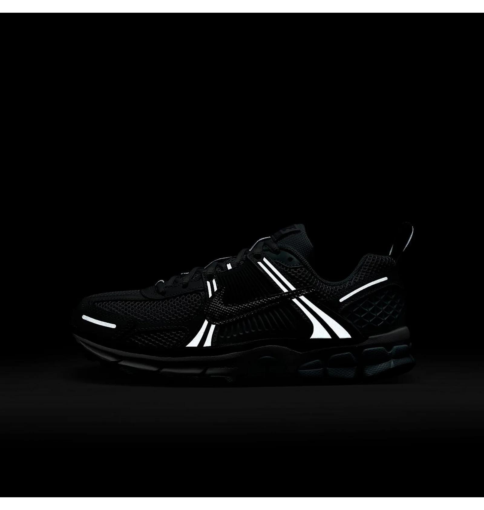 Кросівки жіночі Nike Zoom Vomero 5 Gs (HQ3255-043) — фото 5