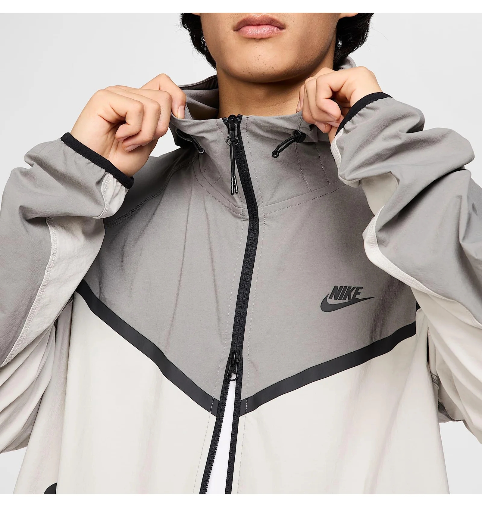 Спортивний костюм чоловічий Nike Tech Woven (HM7151-014__HM7158-014) — фото 6