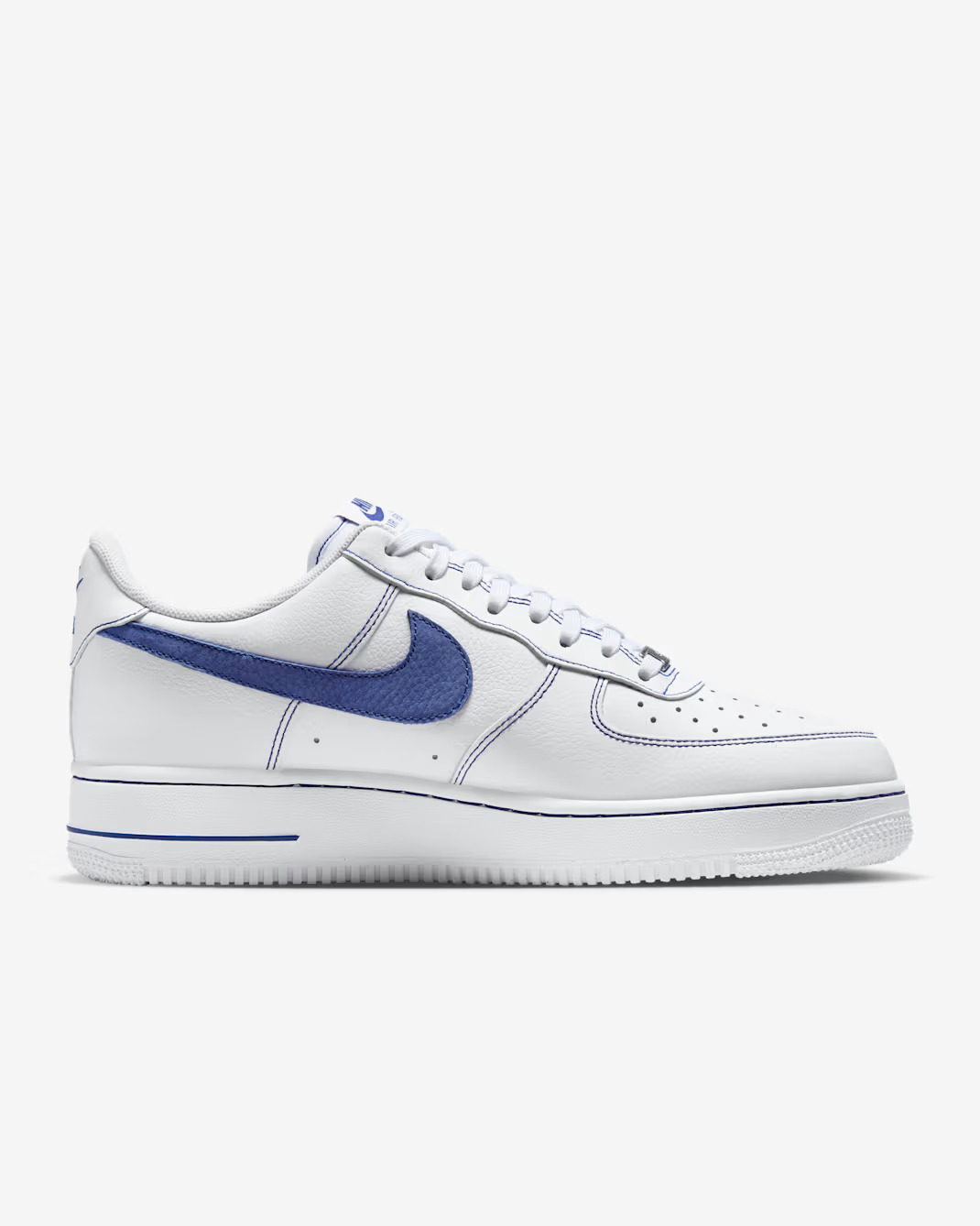 Кросівки Nike AIR FORCE 1 07 LV8 — фото 4