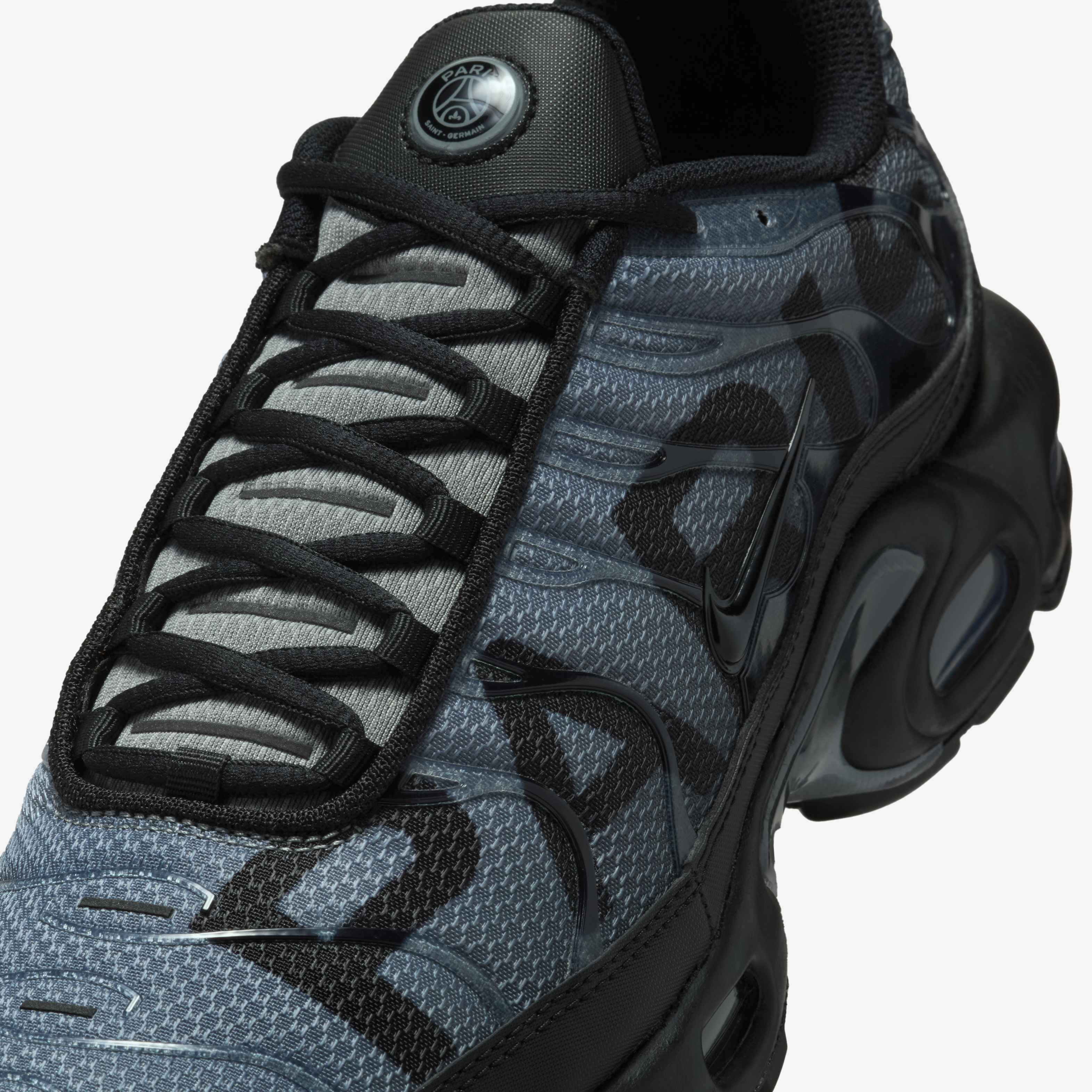 Кросівки Nike AIR MAX PLUS PRM — фото 1
