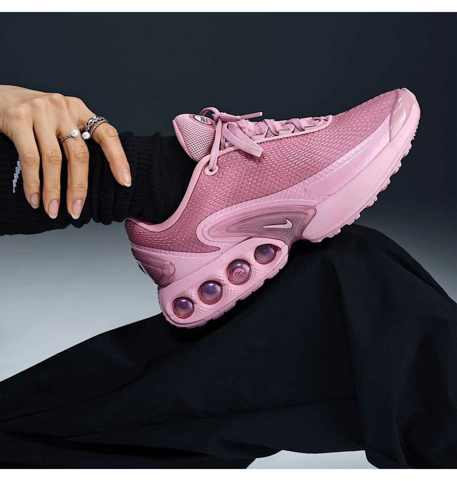 Кросівки жіночі Nike Air Max Dn (HV4861-600) — фото 4