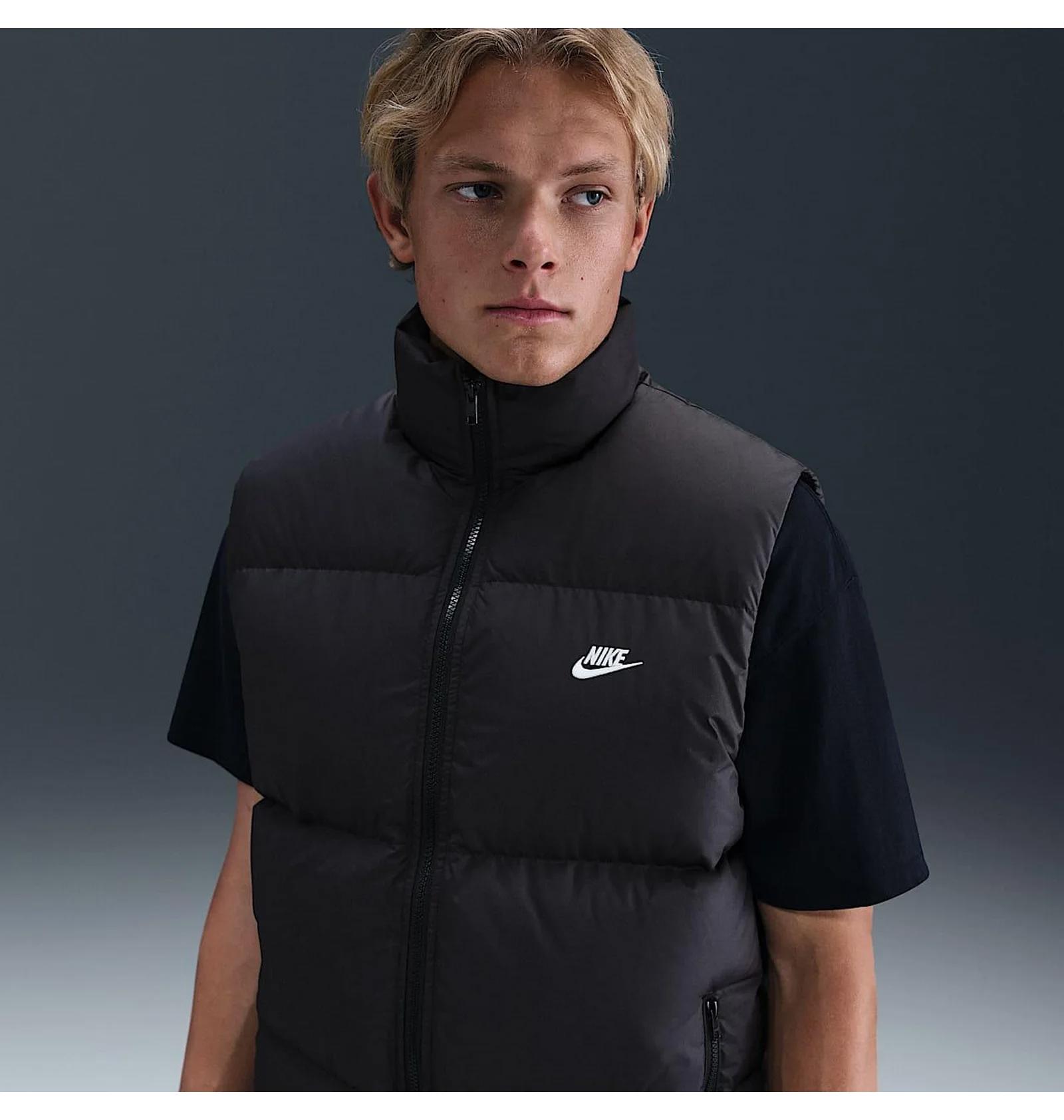 Жилетка чоловіча Nike Club Puffer Black (IB2977-010) — фото 3