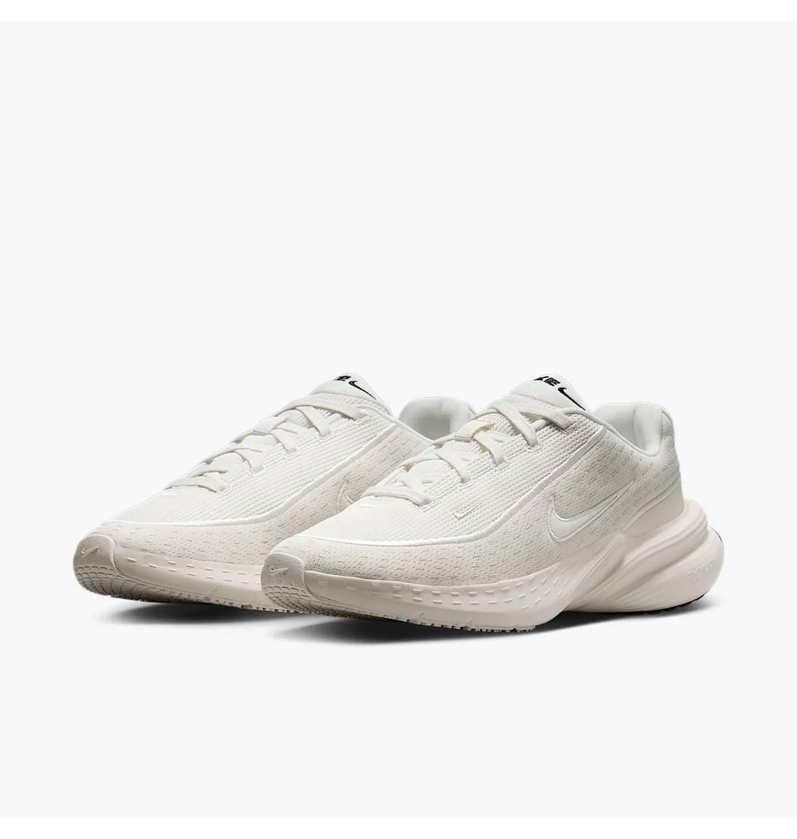 Кросівки жіночі Nike Uplift Sc (IB2766-002) — фото 5