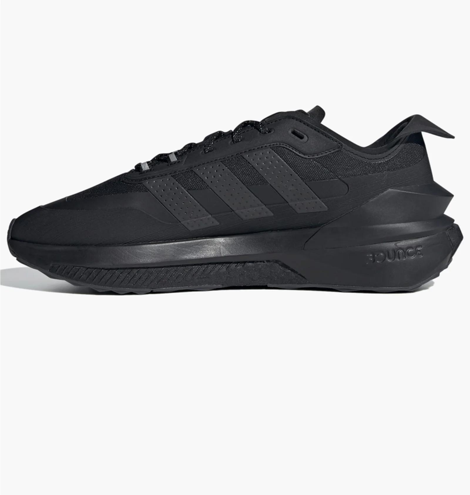 Кросівки унісекс Adidas Avryn Shoes Black (IG2372) — фото 1