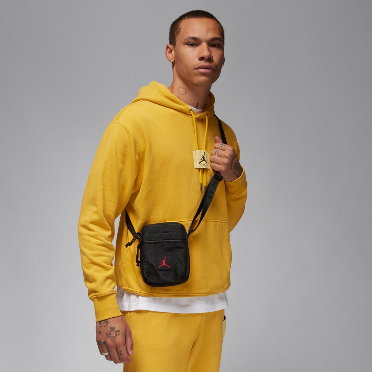 Сумка через плече Jordan Rise Festival Bag (1L) — фото 3