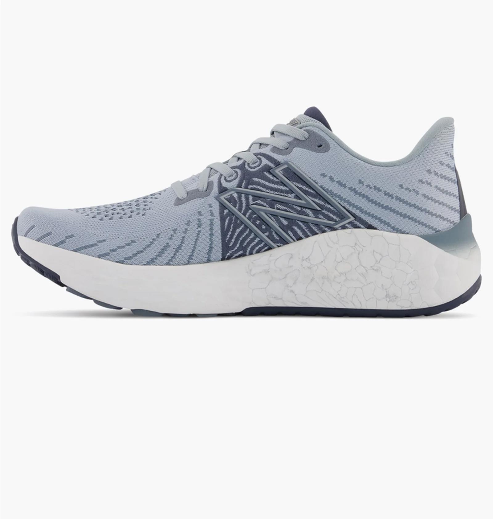 Кросівки чоловічі New Balance Fresh Foam Vongo V5 (MVNGOGG5) — фото 1