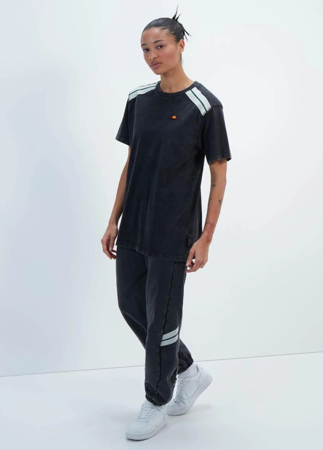 Футболка жіноча Ellesse Tee Shirt (SGT19152-011) — фото 1