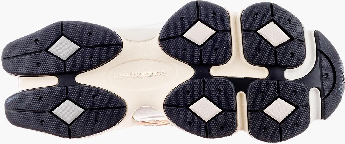 Кросівки жіночі New Balance 9060 (U9060WNA) — фото 6