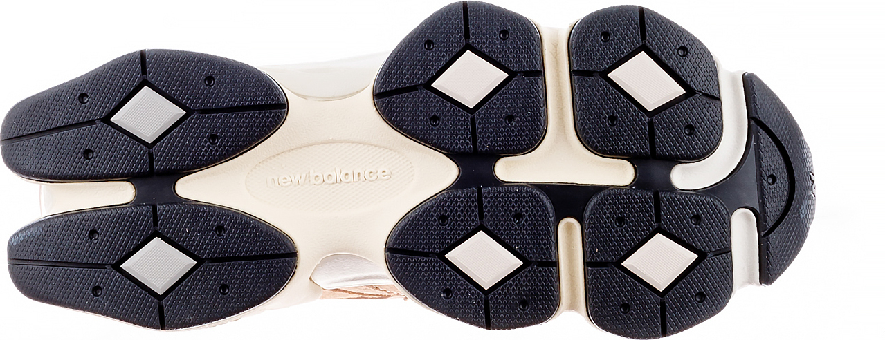 Кросівки жіночі New Balance 9060 (U9060WNA) — фото 11